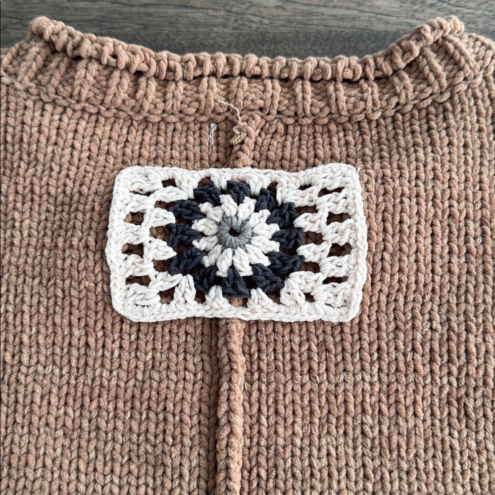 NWOT sweater - Picture 7 of 8